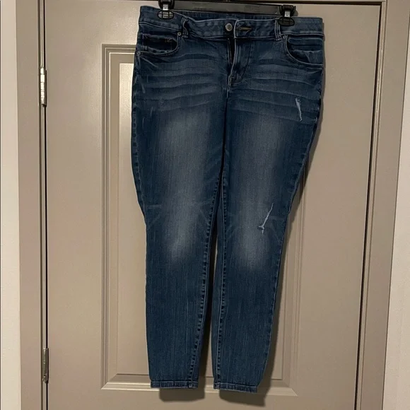 Maurices Dark Wash Skinny Jeans - Size 16W - Bundle - Picture 1 of 7